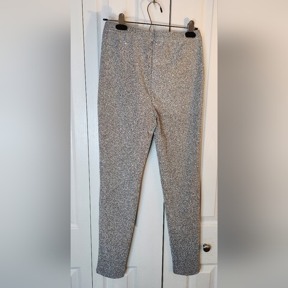 NWOT Set Of Two Pairs Of Shimmery Glittery Leggings Medium Gray Silver Black - Picture 3 of 7